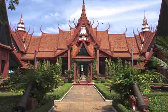 PHNOM PENH CITY HIGHLIGHTS TOUR 